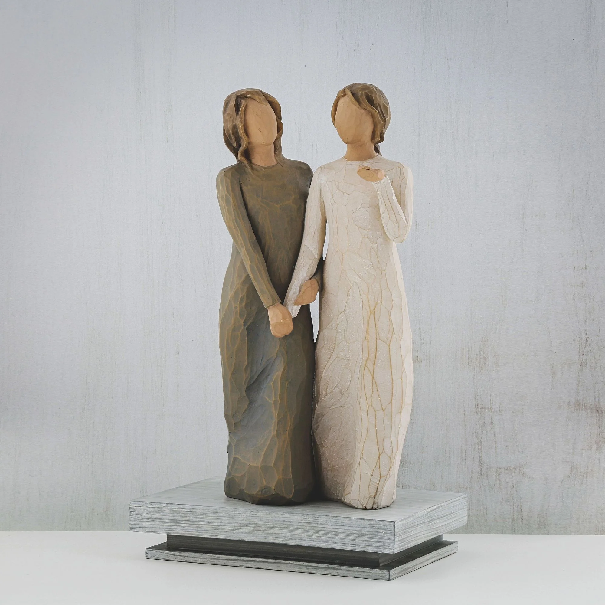 My sister, my friend Figurine by Willow Tree - Image 4